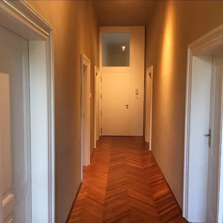 Art Gallery Hotel